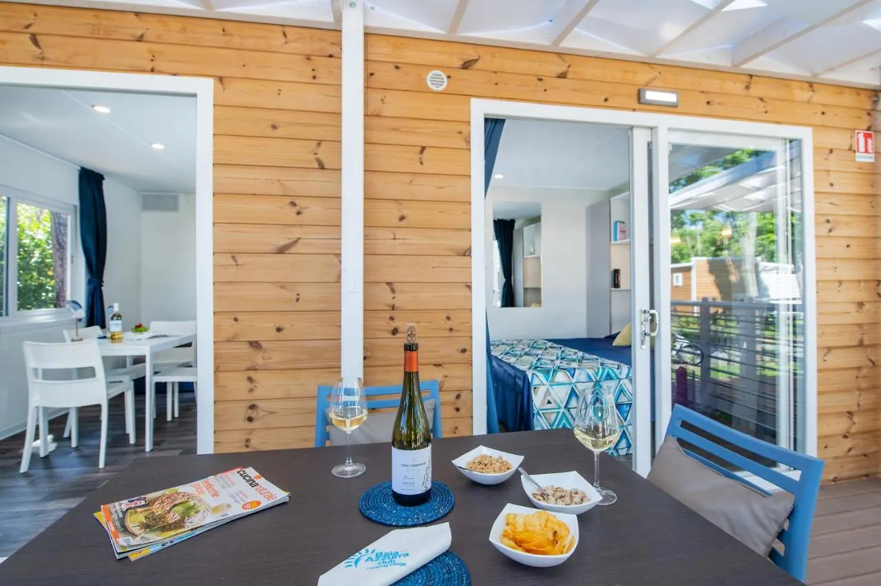 *** Кемпинг Camping Village Baia Azzurra Кастильоне-делла-Пеская Италия