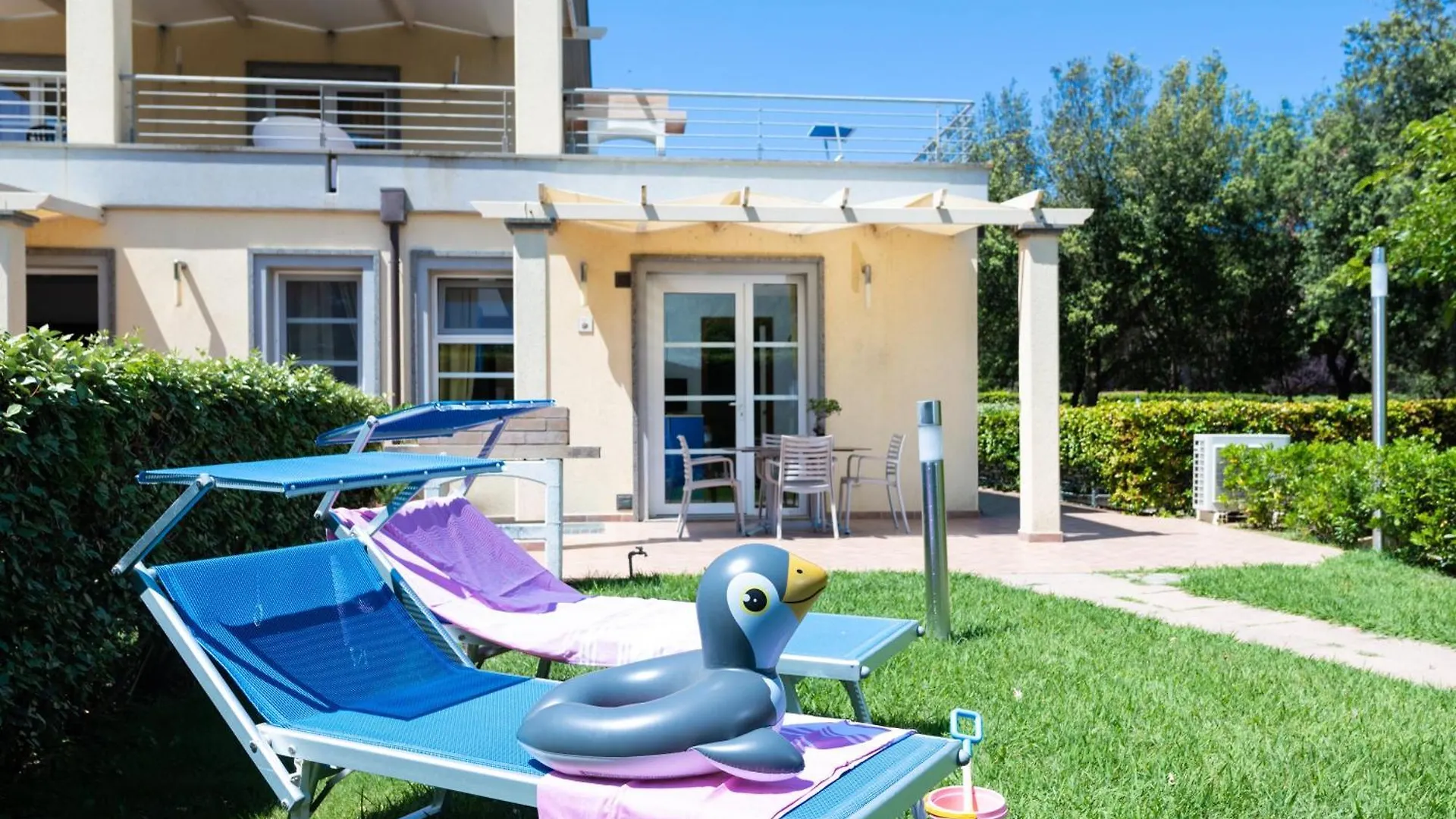 Кемпинг Camping Village Baia Azzurra Кастильоне-делла-Пеская